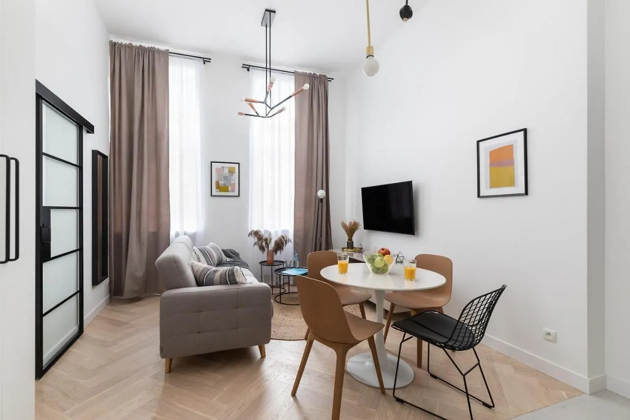Boduena 4 - Elegant Apartment In Warsaw Centre By Noclegi Renters 0*,